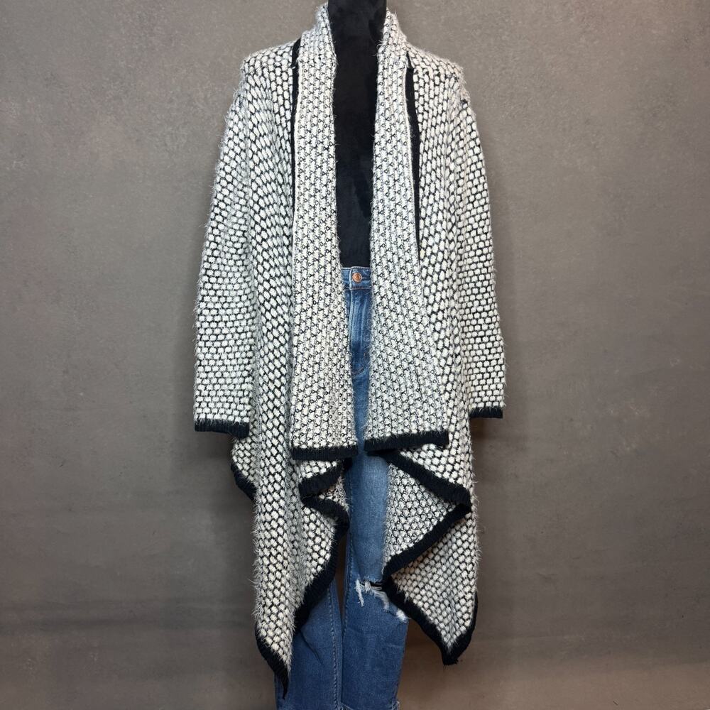 Michelle Nicole Black & Ivory Textured Knit Open Front Cardigan Sweater Size M